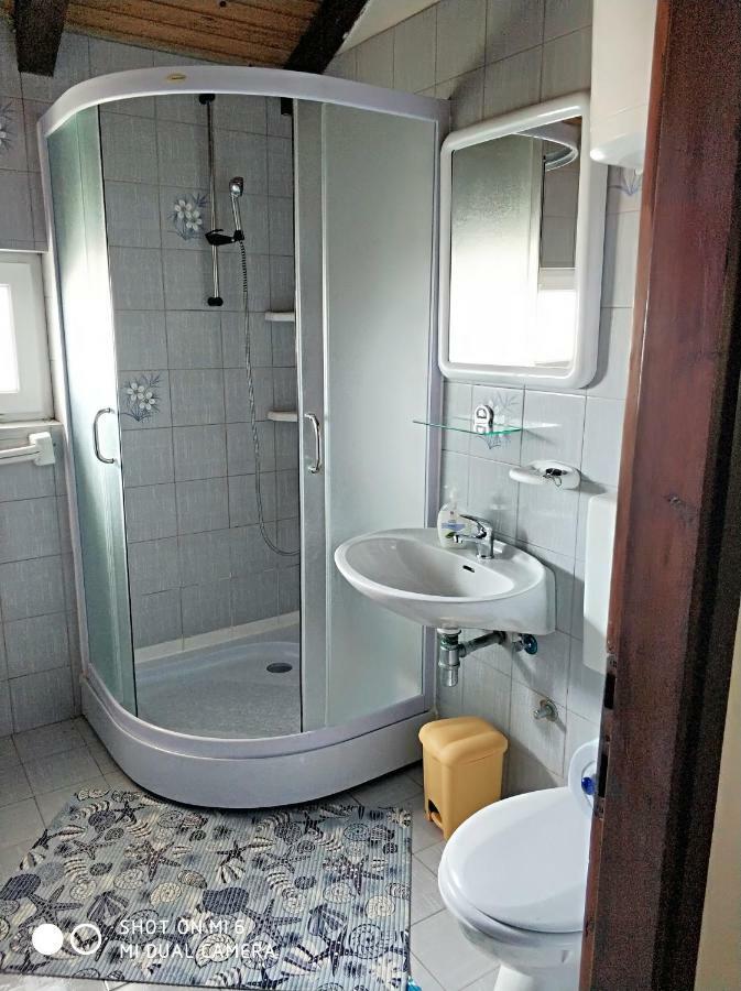 Danica Holiday House Цесариця Екстер'єр фото